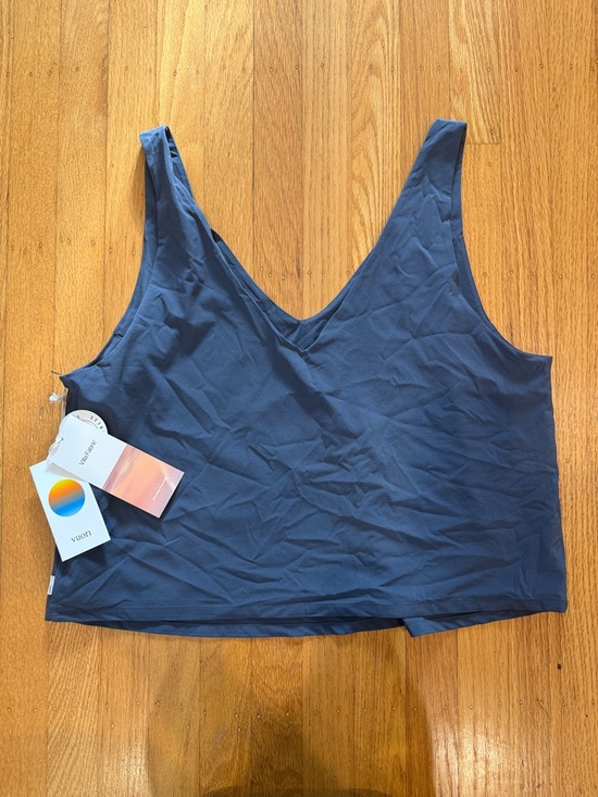 Vuori Tops - Vuori Navy V-Neck Crop Tank
